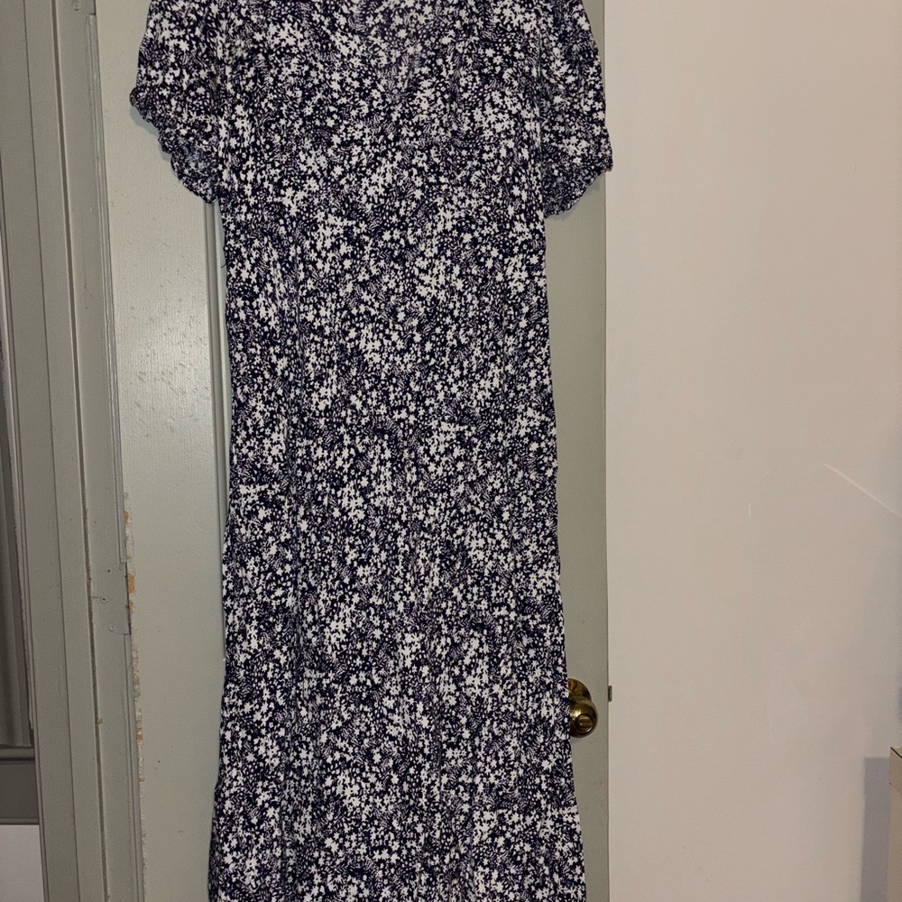 Floral Midi Dress - Navy & White